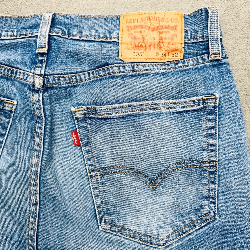 Levis 505 Regular Fit Straight Leg Jeans Mens 34x32 Blue Medium Wash 00505-1723